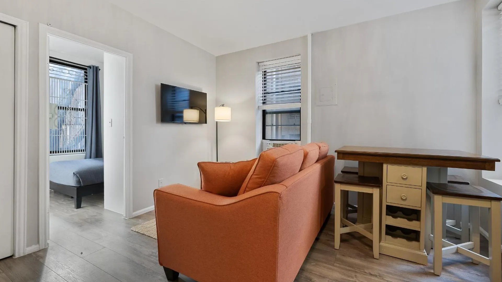 Inspiring Urban Life, Times Square Apartments نيو يورك